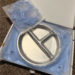 Stainless Steel Divided Plate with suction bottom for babies/toddler